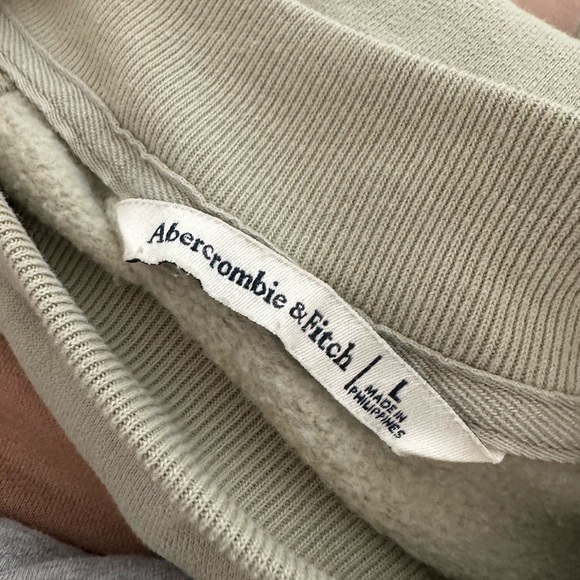 Abercrombie & Fitch Mock Neck Sweatshirt Light Green - Picture 3 of 3